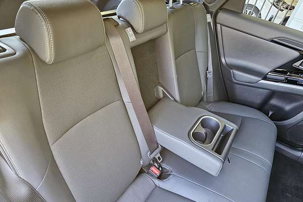 2024 Subaru Solterra AWD Touring E1-1