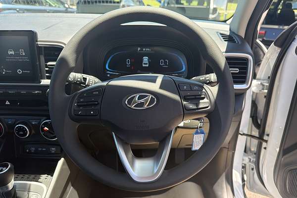 2025 Hyundai Venue  QX.V5