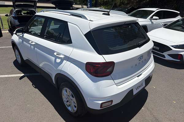 2025 Hyundai Venue  QX.V5