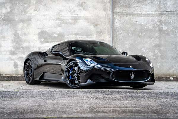 2022 Maserati MC20 M240