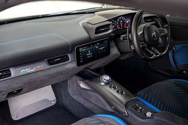 2022 Maserati MC20 M240