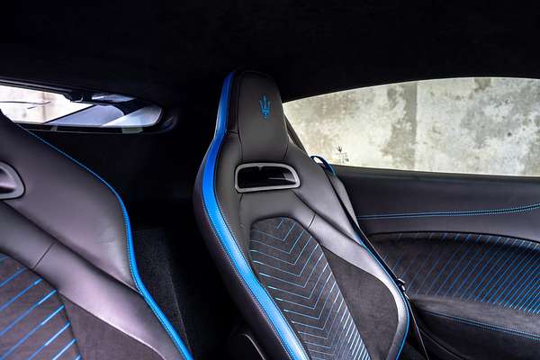 2022 Maserati MC20 M240