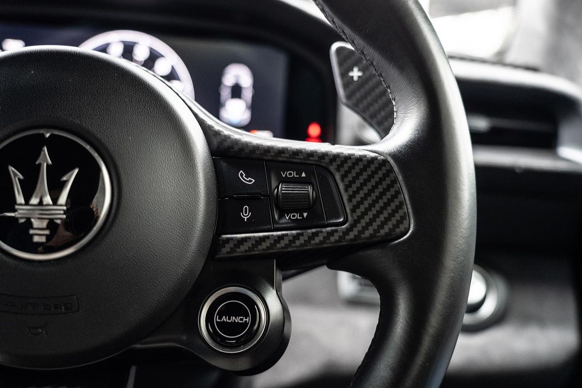 2022 Maserati MC20 M240