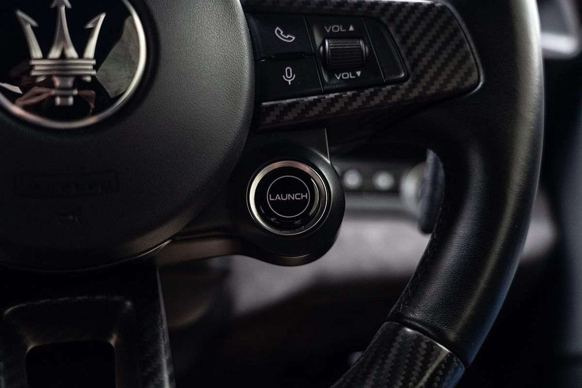 2022 Maserati MC20 M240