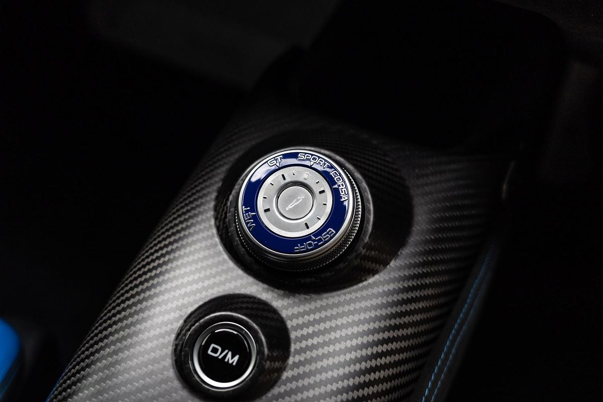 2022 Maserati MC20 M240