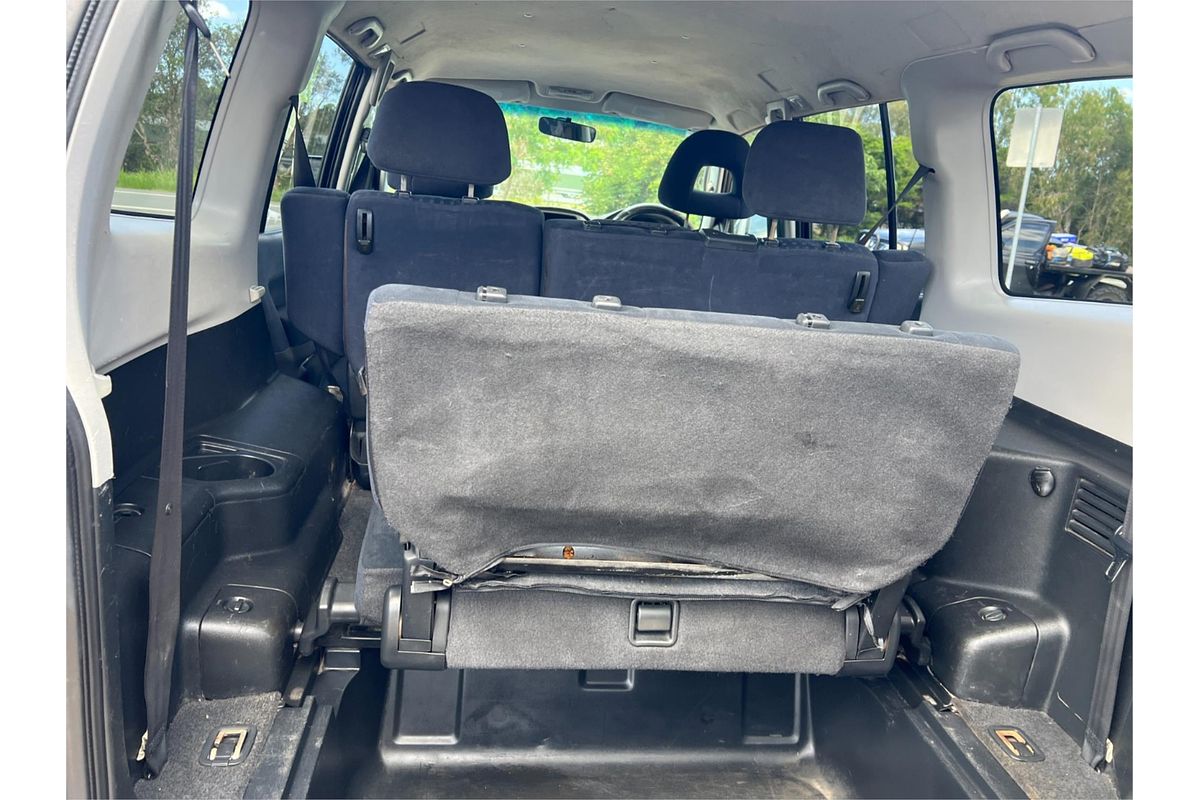 2006 Mitsubishi Pajero VR-X NP