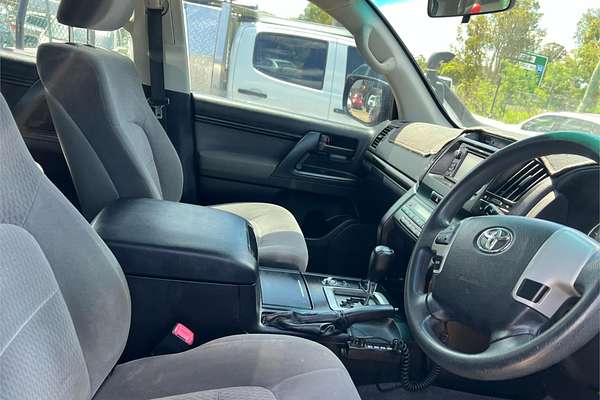 2006 Mitsubishi Pajero VR-X NP