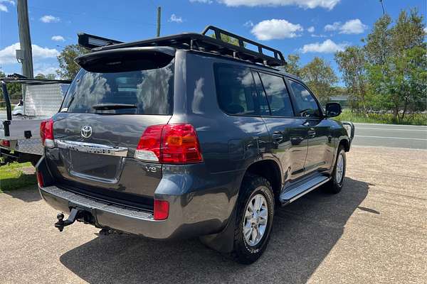 2012 Toyota Landcruiser GXL URJ202R