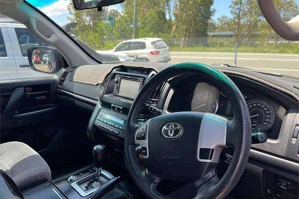 2012 Toyota Landcruiser GXL URJ202R