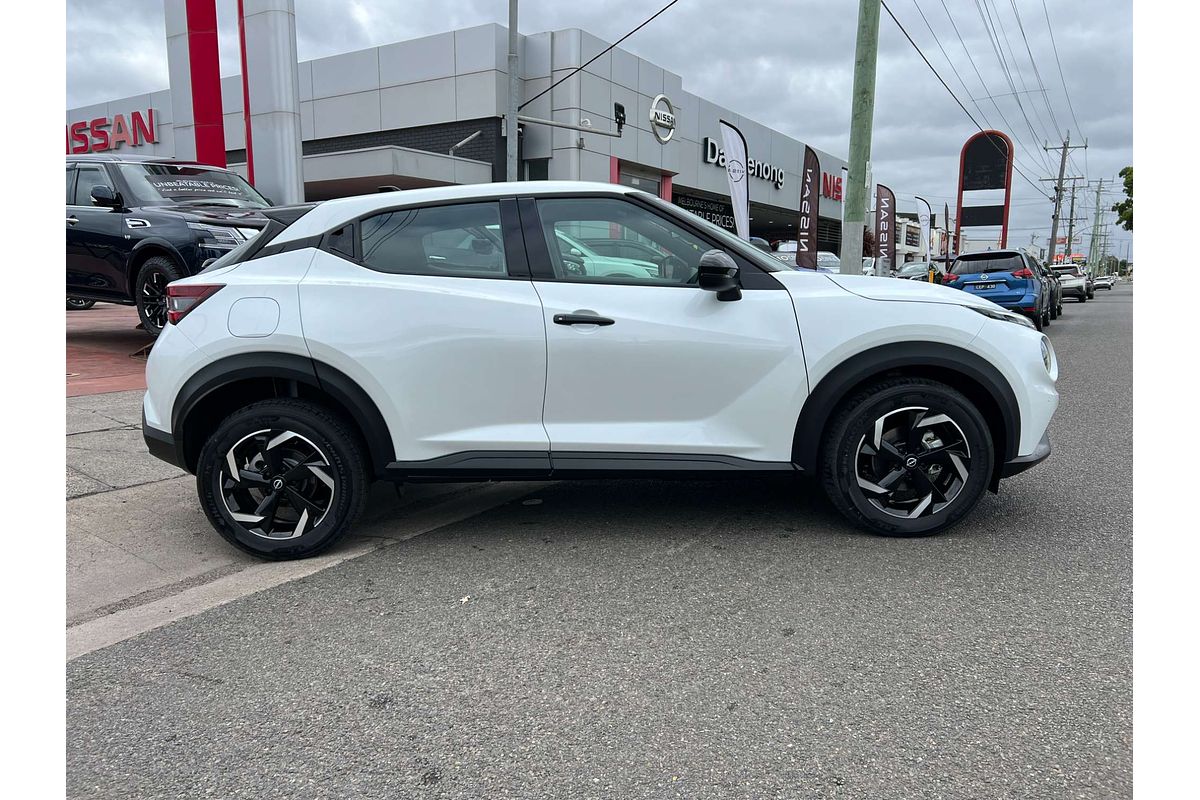 2025 Nissan JUKE ST+ F16