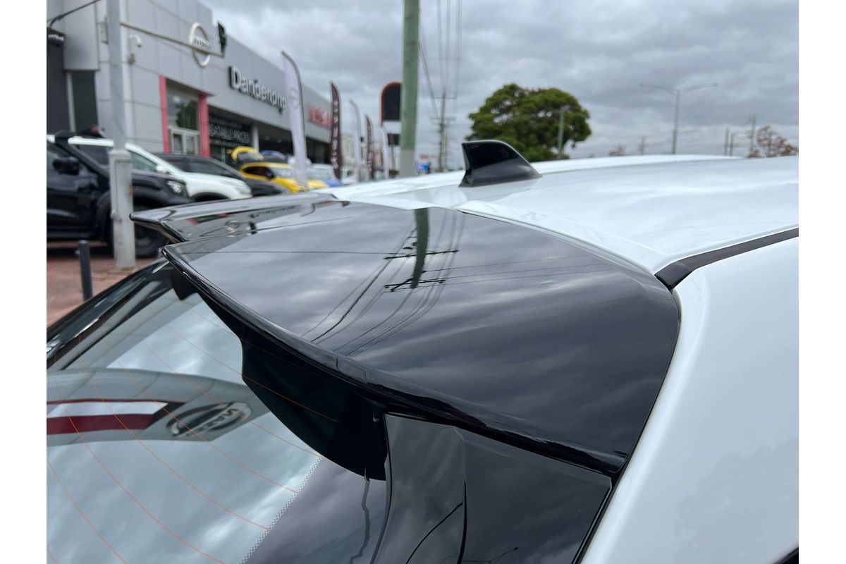 2025 Nissan JUKE ST+ F16