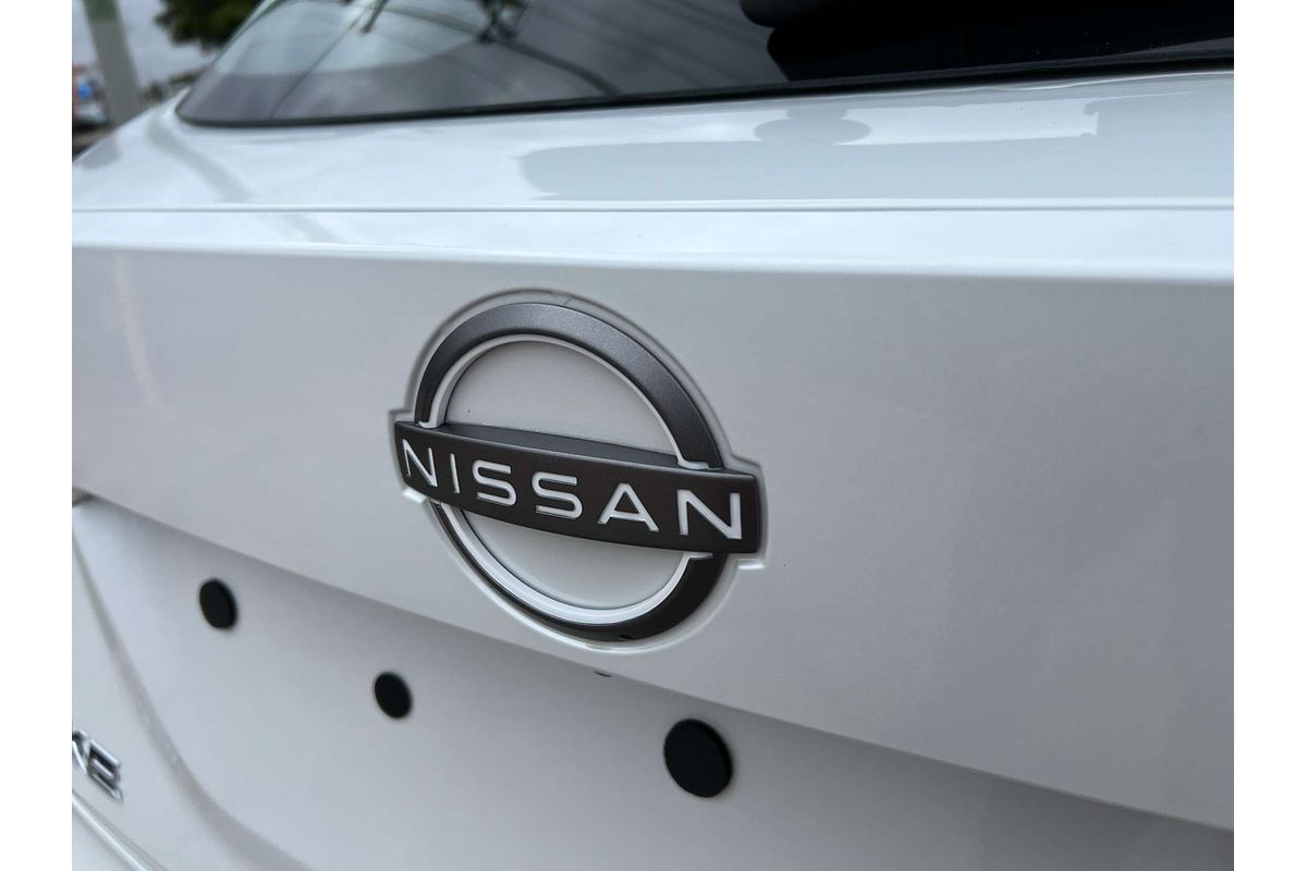 2025 Nissan JUKE ST+ F16