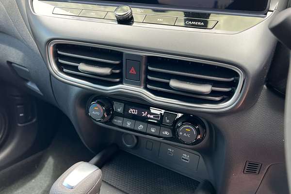 2025 Nissan JUKE ST+ F16