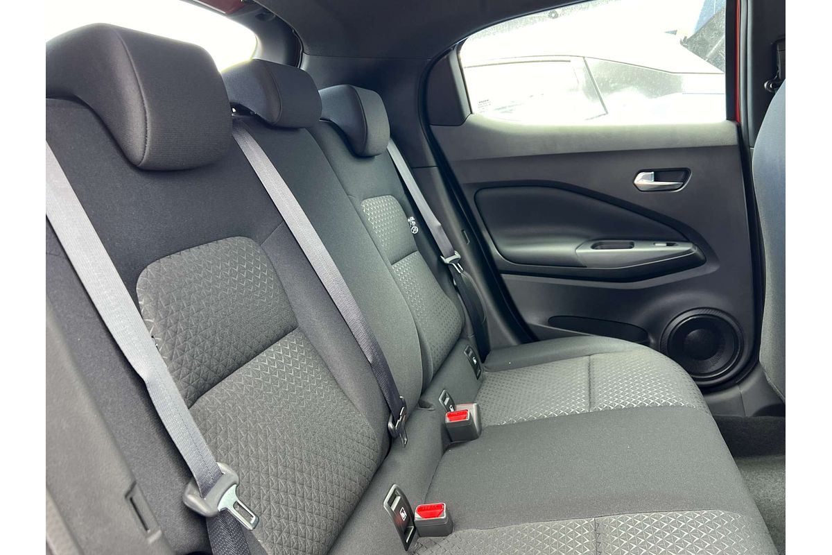 2025 Nissan JUKE ST+ F16