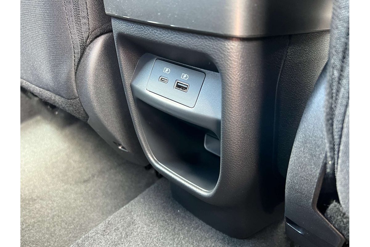 2025 Nissan JUKE ST+ F16