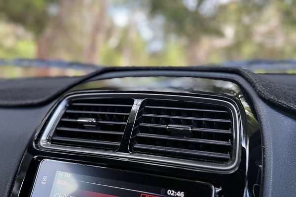 2019 Mitsubishi ASX ES XC