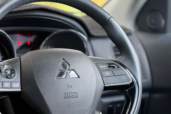 2019 Mitsubishi ASX ES XC