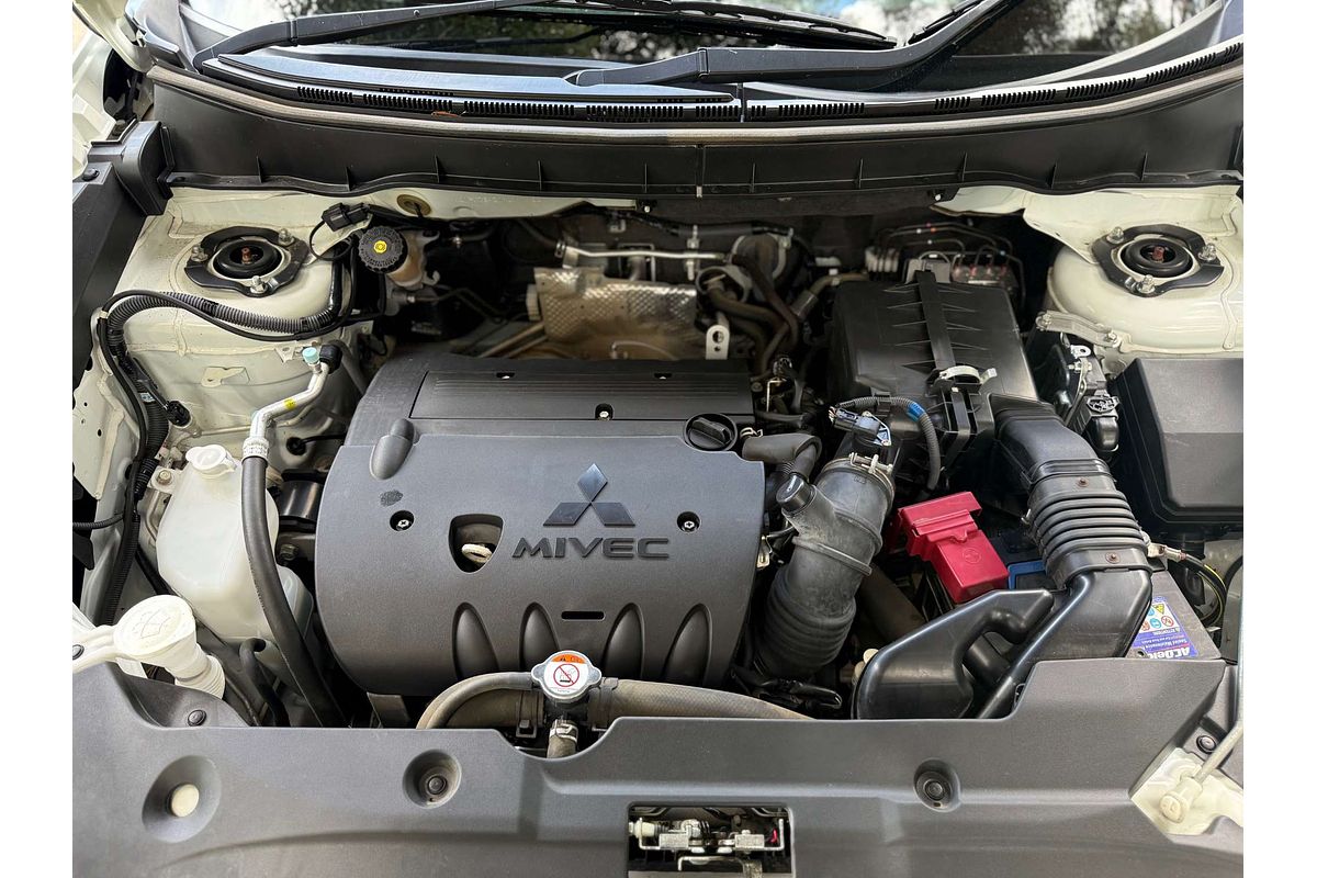 2019 Mitsubishi ASX ES XC