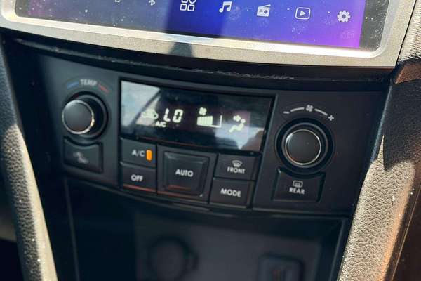 2012 Suzuki Swift GLX FZ