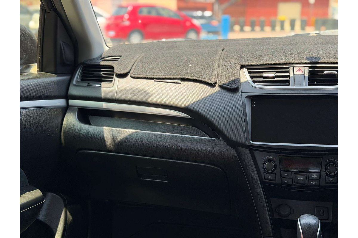 2012 Suzuki Swift GLX FZ