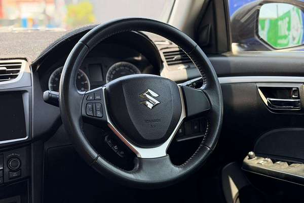 2012 Suzuki Swift GLX FZ