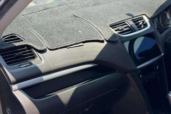 2012 Suzuki Swift GLX FZ