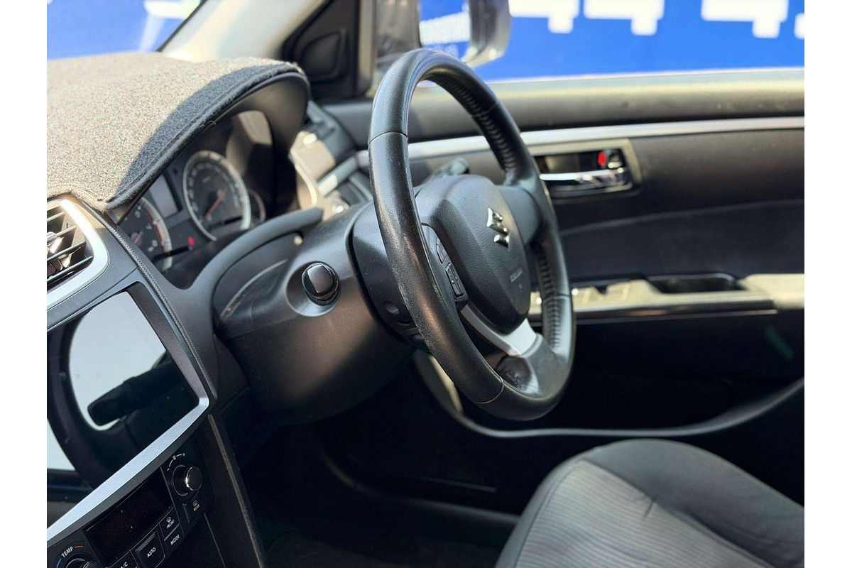 2012 Suzuki Swift GLX FZ