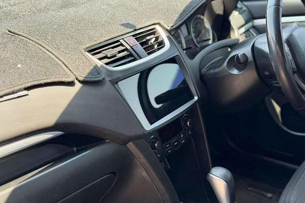 2012 Suzuki Swift GLX FZ