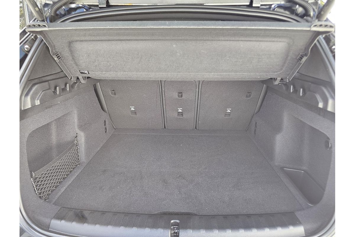 2023 BMW X1 xDrive20i U11