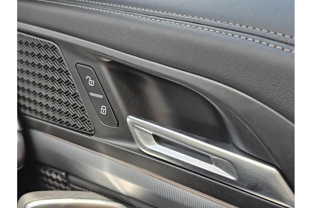 2023 BMW X1 xDrive20i U11