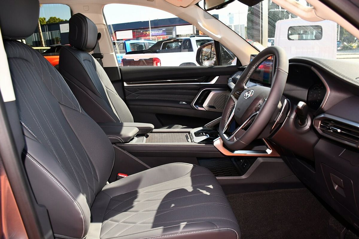 2025 LDV D90 Executive SV9A