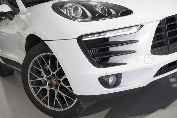 2015 Porsche Macan S 95B