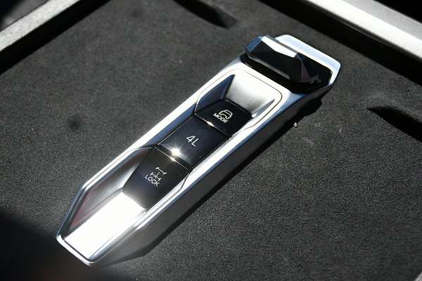 2025 LDV Terron 9 Origin EKK1C 4X4