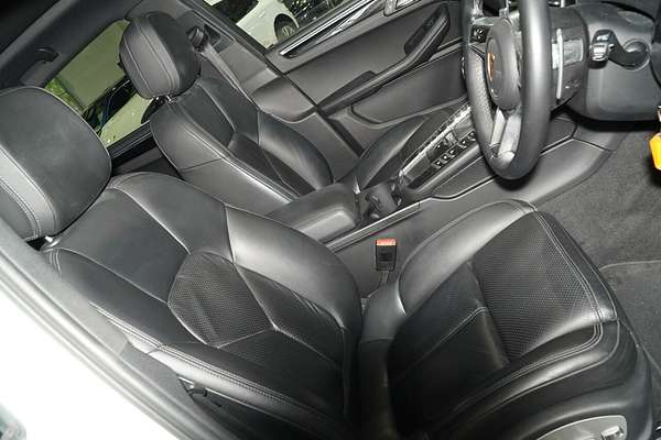 2015 Porsche Macan S 95B