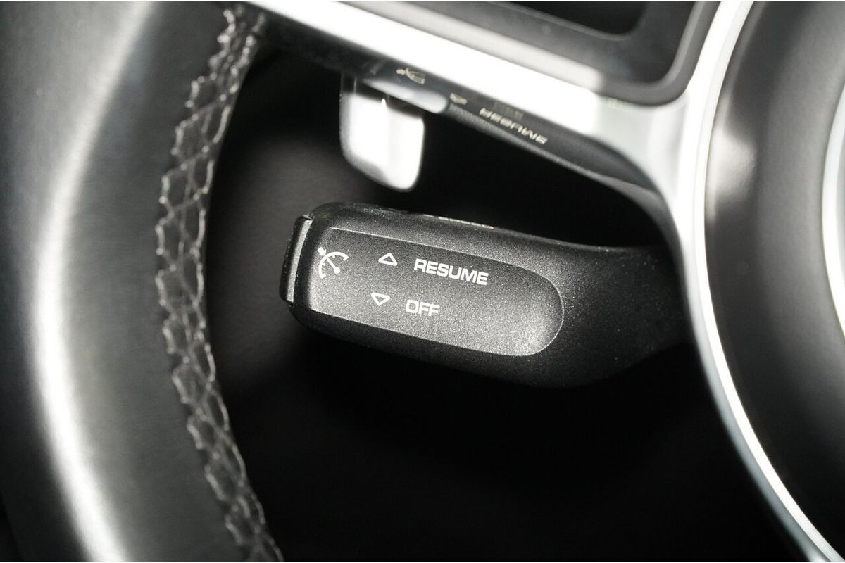 2015 Porsche Macan S 95B