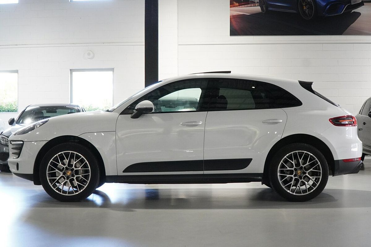 2015 Porsche Macan S 95B