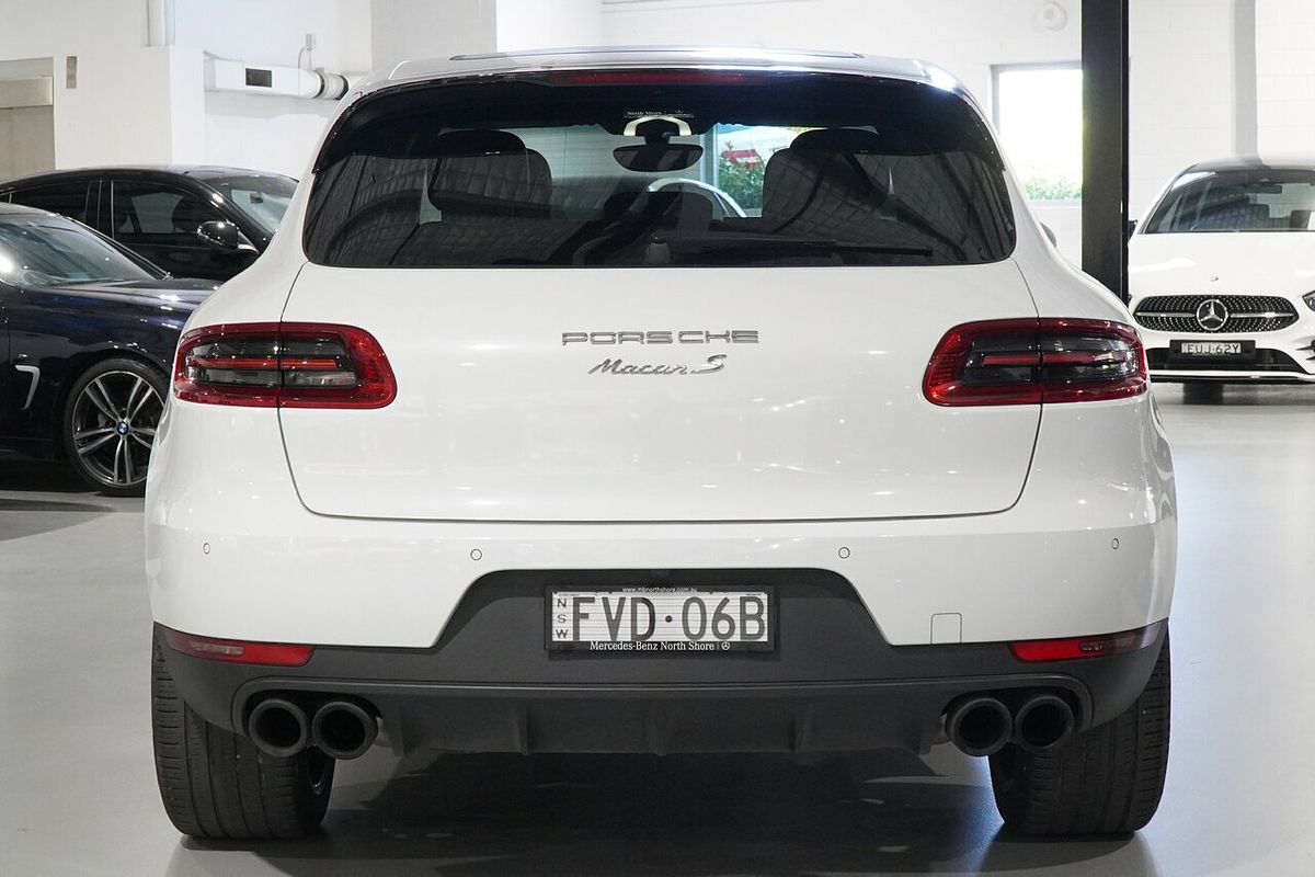 2015 Porsche Macan S 95B