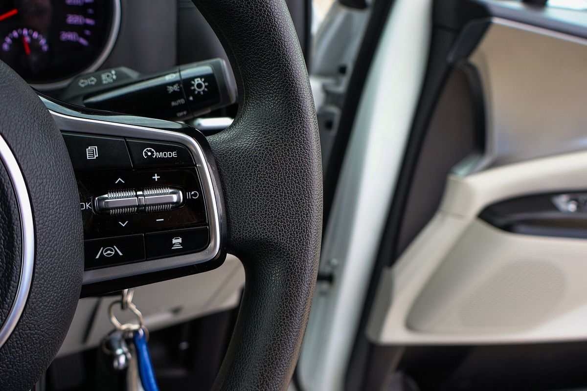 2023 Kia Carnival S KA4