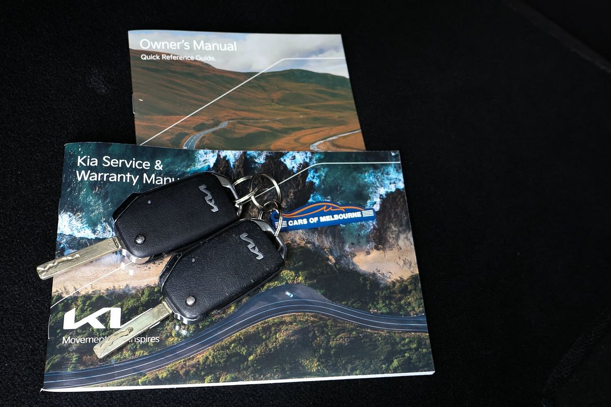 2023 Kia Carnival S KA4