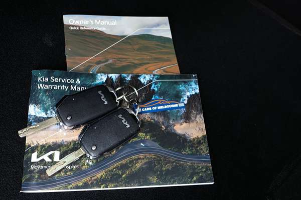 2023 Kia Carnival S KA4