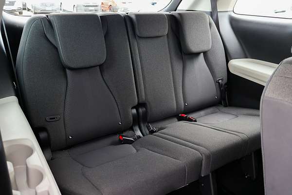 2023 Kia Carnival S KA4