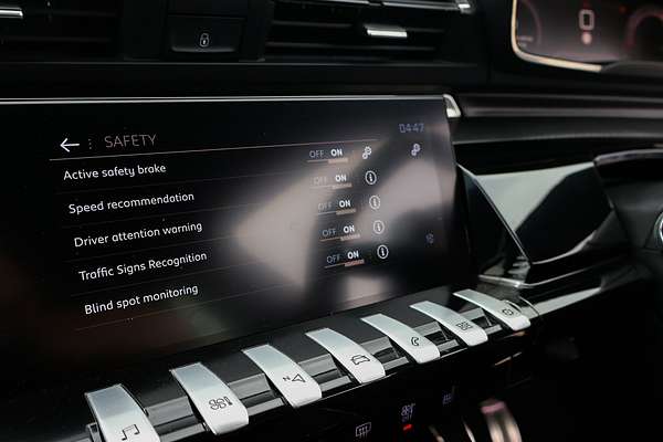 2022 Peugeot 508 GT R8