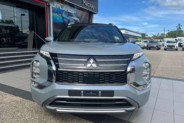 2025 Mitsubishi Outlander Exceed Tourer ZM