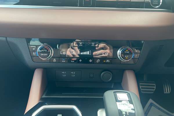 2025 Mitsubishi Outlander Exceed Tourer ZM