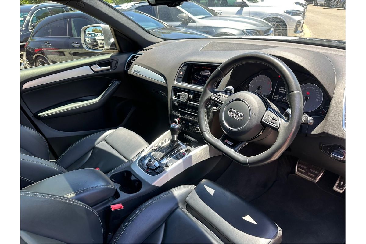 2015 Audi SQ5 TDI 8R