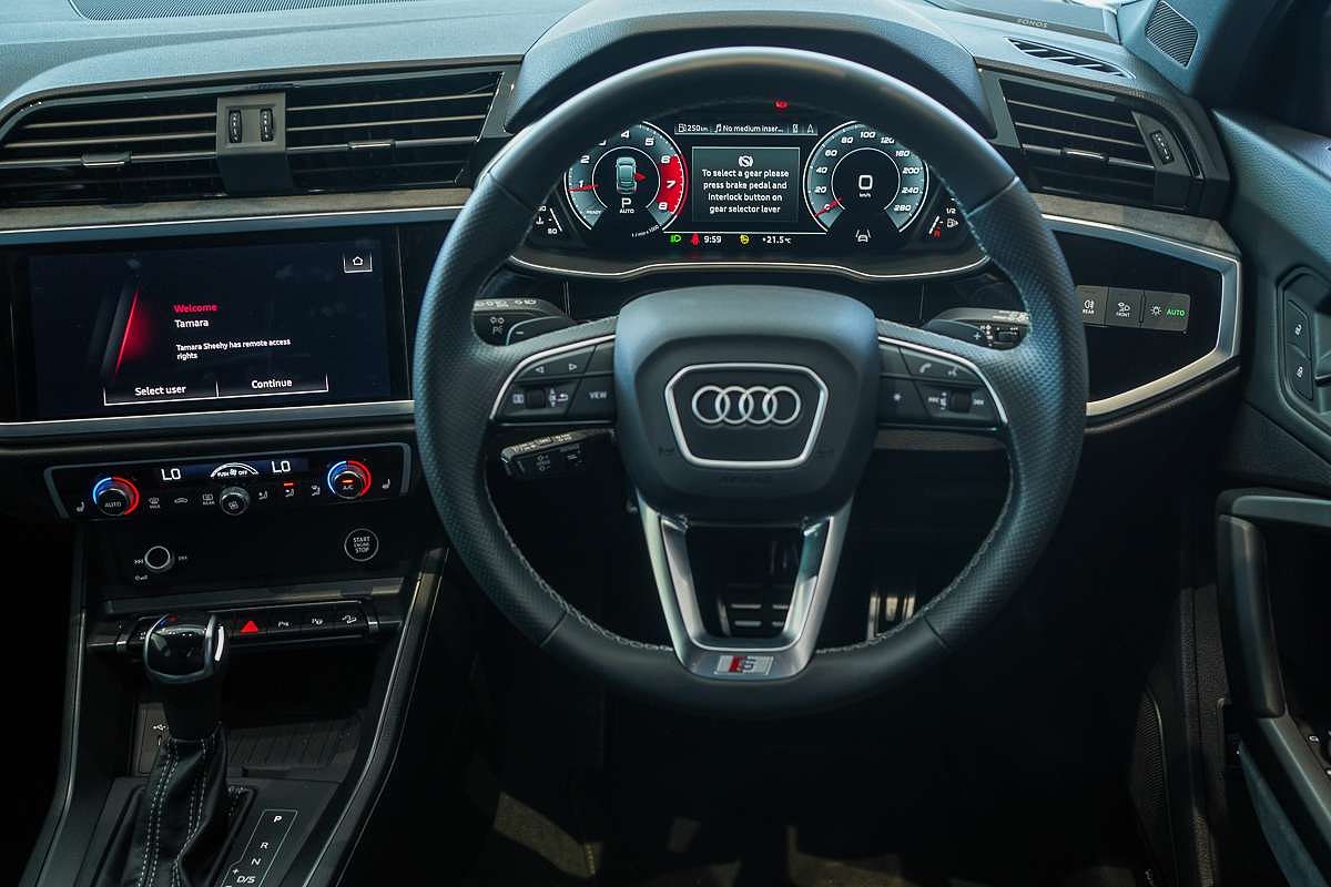 2022 Audi Q3 40 TFSI F3