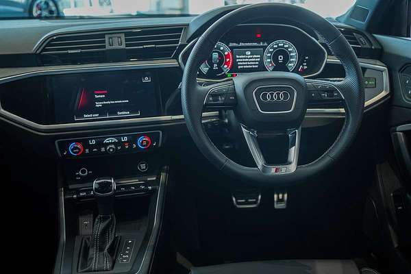 2022 Audi Q3 40 TFSI F3