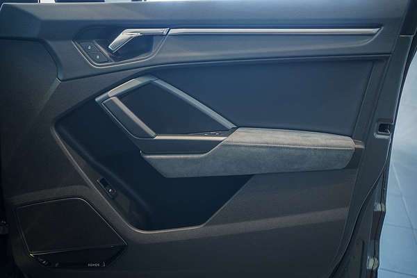 2022 Audi Q3 40 TFSI F3