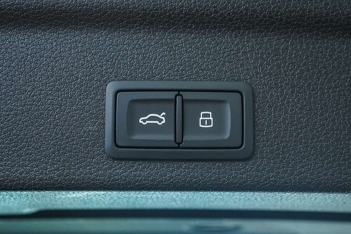 2022 Audi Q3 40 TFSI F3