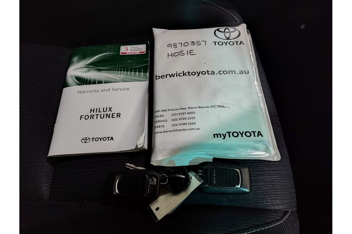 2021 Toyota Hilux SR5 GUN126R 4X4